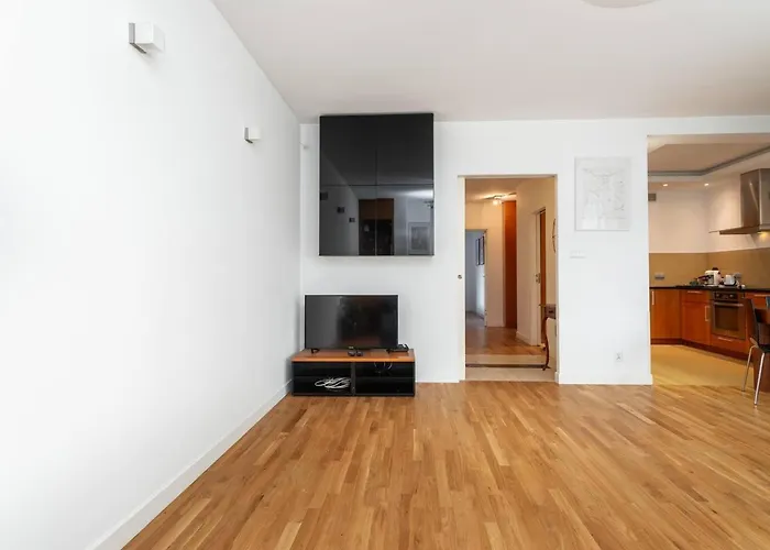 Superb Czerska Family Apartment