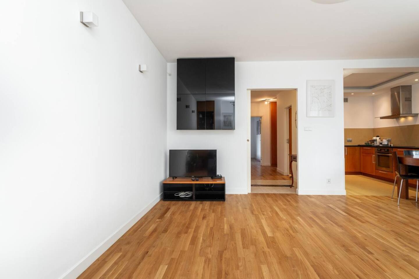 Apartment Superb Czerska Family